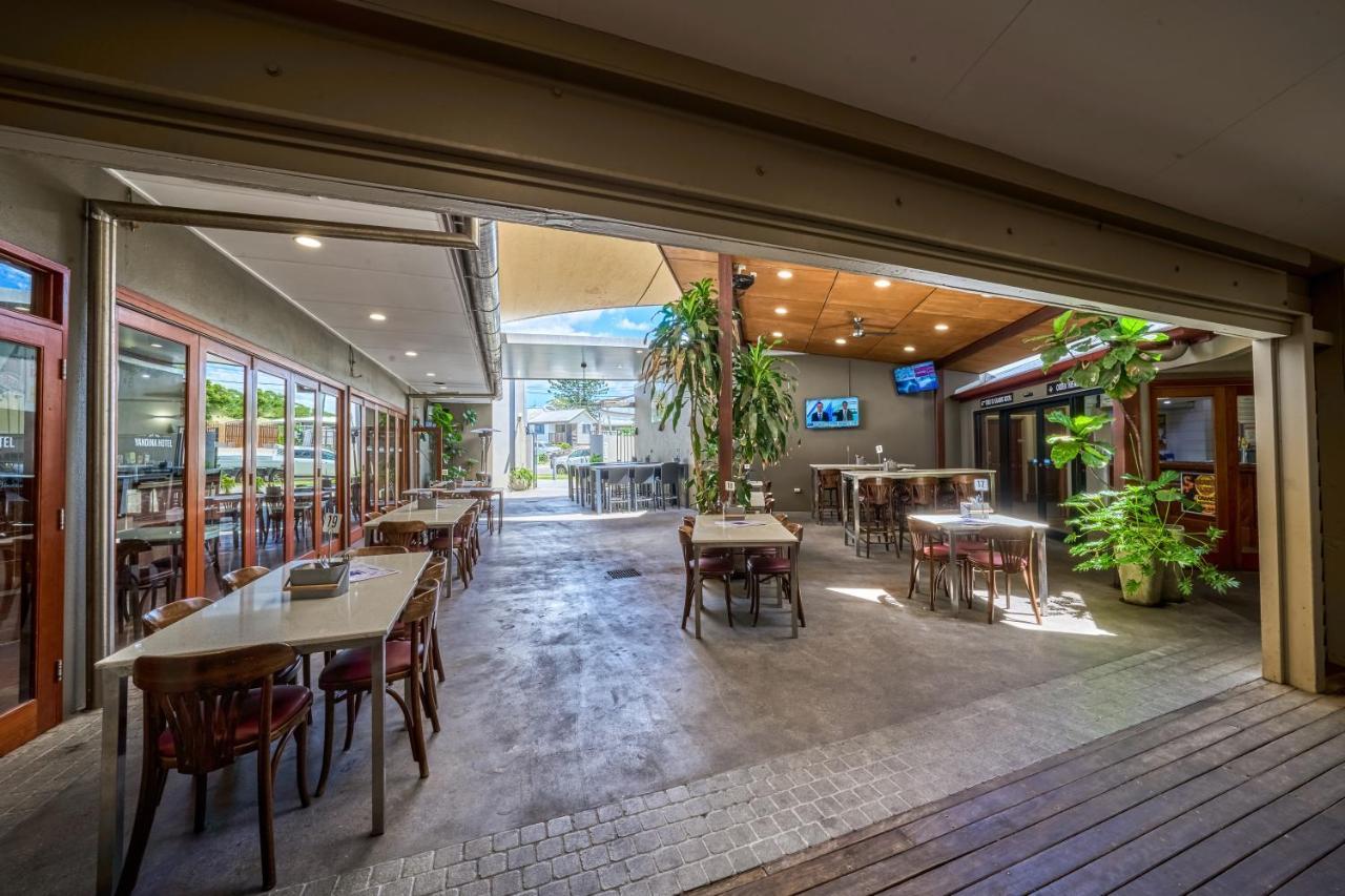 Yandina Hotel Bagian luar foto